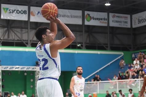 Pato Basquete Se Reabilita No Nbb Vit Ria Sobre O Basquete Cearense