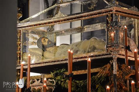 Quinario Y V A Crucis De Antorchas En Honor Al Sant Simo Cristo Yacente