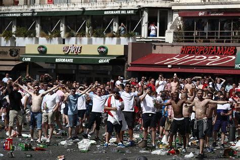 England football hooligans told to hand in passports ahead of World Cup ...