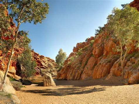 5 Best Day Trips from Alice Springs - Aus Weekend Escapes