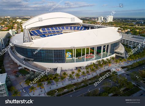 230 Marlins Stadium Images, Stock Photos & Vectors | Shutterstock