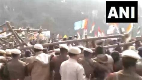 Clashes Erupt Between Congress Workers Police During Bharat Jodo Nyay Yatra Today News