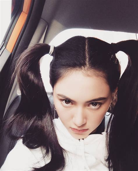 Pin Oleh Cloudy 🧡 Di Davika Hoorne Fotografi Potret Wanita Wanita Potret Wanita