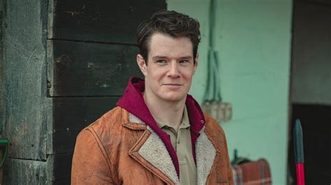 A Look At The Sex Education Timeline All Seasons Time Frame Explained ShowTimo