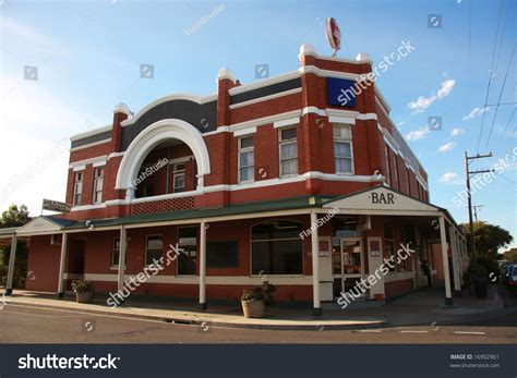 australian pub   royalty  licensable stock