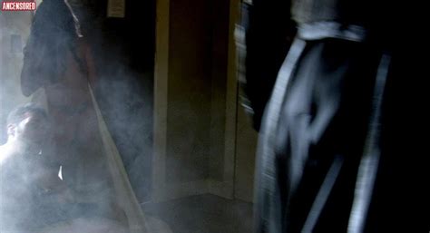 Aimee McKenzie nude pics página 1