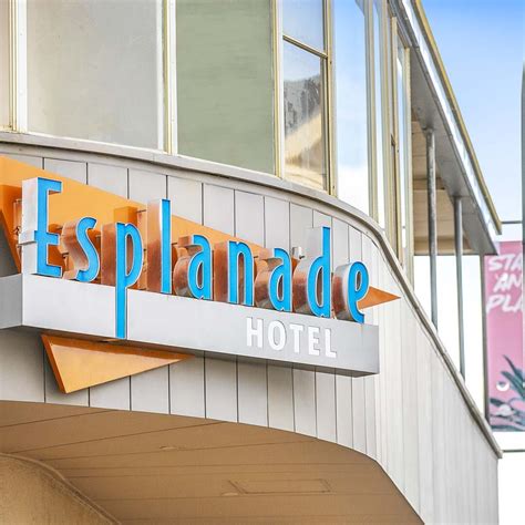 Esplanade Hotel, Brighton, SA