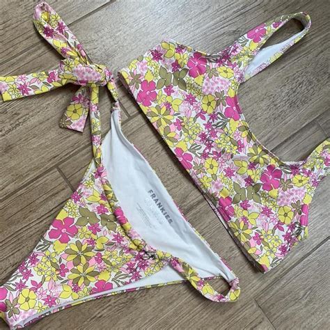 Frankies Bikinis Set Perfect Condition Size Medium Depop