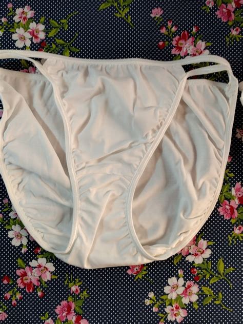 VTG Hillard Hanson White Nylon String Bikini Panties Size 5 2