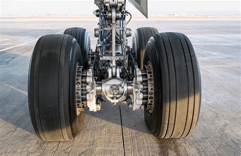 Aircraft Landing Gear - GlobalParts (a VSE Aviation Company)