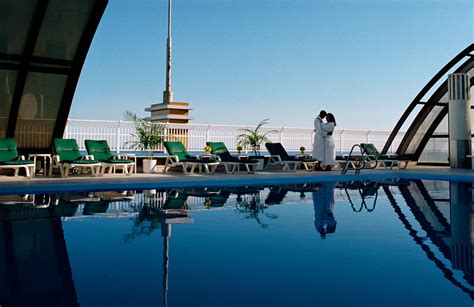 Indoor Outdoor Pool | Atlantic City | Resorts AC