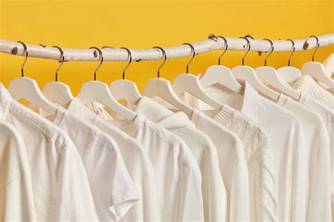 How To Keep Your White Clothes White And Bright | Washmart