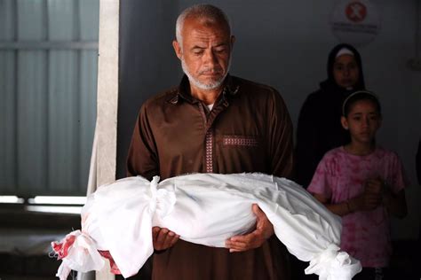 Ascienden A Casi Los Muertos En La Franja De Gaza Por Los