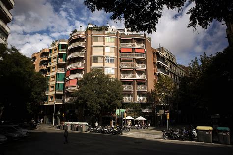 Barcelona Spains Urban Plan To Build Superblocks The Biggest