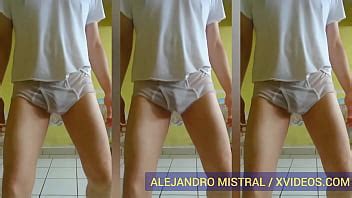 Hombre Gay Bailando En Ropa Interior Blanca Mojada Trusas Calzoncillos Calientes ALEJANDRO