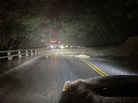 蘇花崇德段大雨釀落石 公路局拚晚間11時前復通 地方 中央社 Cna