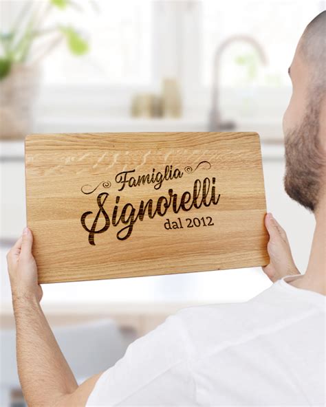 Tagliere Personalizzato Con Incisione Con Dedica In Corsivo E Cognome