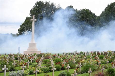 Commemorating the Battle of the Somme - ABC News