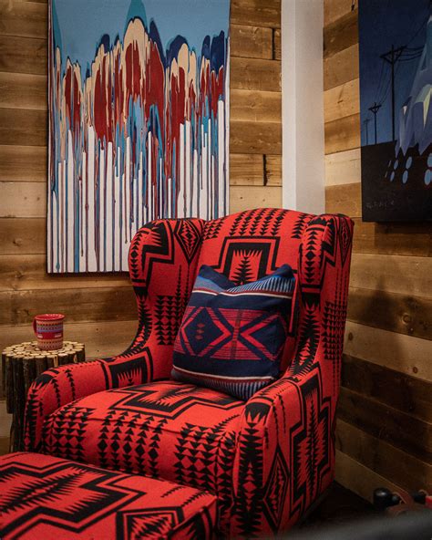 Pendleton Fabrics At The Western Design Conference Woolen Mill Store