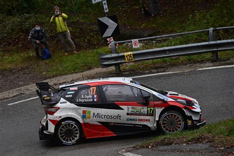 Automobile Wrc Rallye De Monza Sortie De Route Pour Evans Ogier