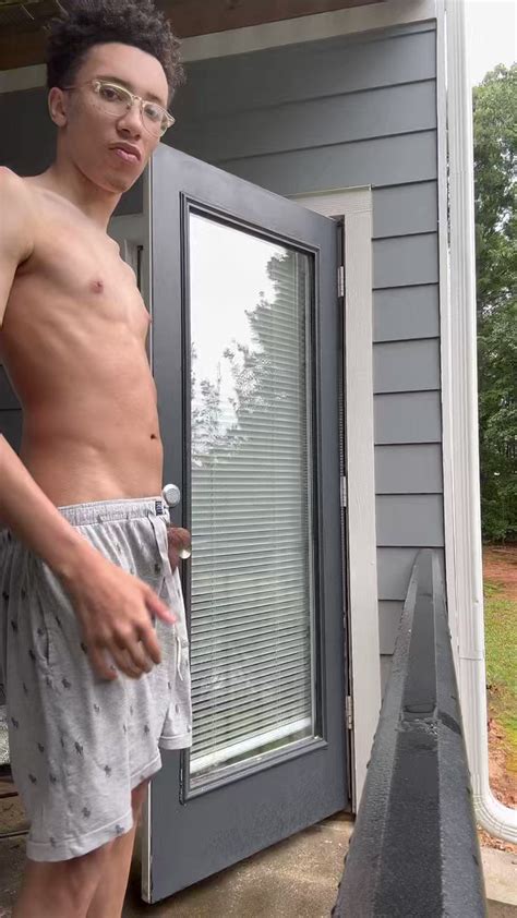 Cj On Twitter Got Horny After Smoking Again This Getting Outta Hand TOPs N BOTTOMs Rt If