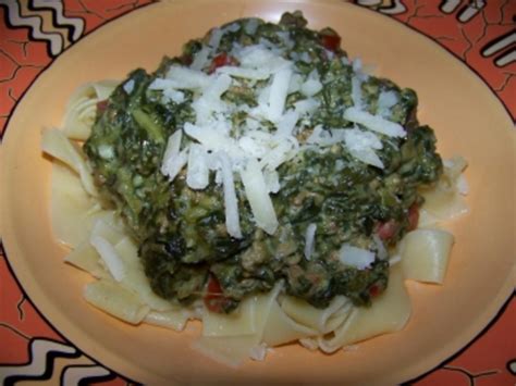 Nudeln Tagliatelle Mit Spinat Hackfleisch Und Gorgonzola Rezept