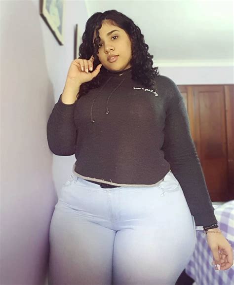 Pin by Liam Rollings on mssnma | Curvy woman, Big girl fashion, Curvy