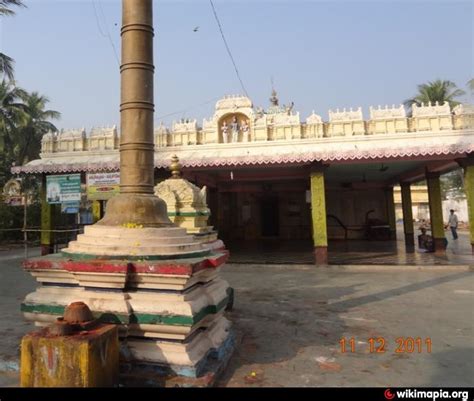 SRI VENKATESWARA SWAMY TEMPLE - Vadapalli