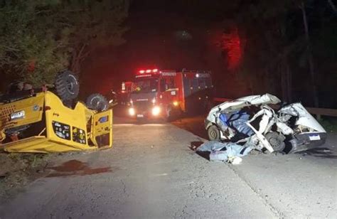 Acidente Quatro Ve Culos Deixa Tr S Mortos E Seis Feridos Na Rota