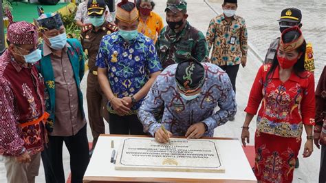 Rumah Ibadah Agama Hindu Balai Basarah PASEBAN RAJA Nanga Bulik