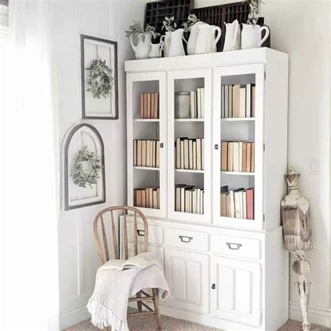 White Modern Bookshelf in Reading Nook - Soul & Lane