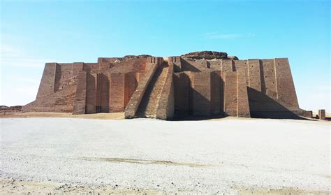 Ziggurat Of Ur The Sumerian Civilization In Iraq The Effects Of The