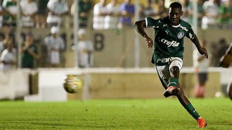 Abel saída de Patrick de Paula para o Botafogo nas mãos da diretoria