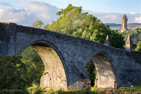 Stirling Old Bridge & the Wallace Monument at sunset, July 2016 ...