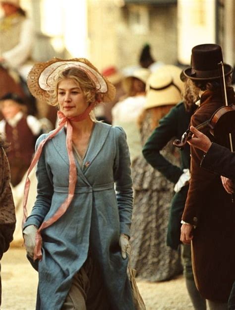 Rosamund Pike como Jane Bennet en Orgullo y prejuicio (2005). | Orgullo ...