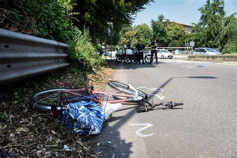 Investe E Uccide Un Rider Senza Fermarsi A Prestare Soccorso Arrestato