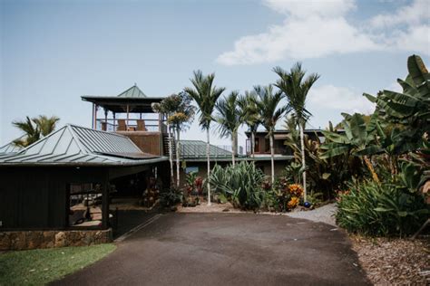 Intimate Elopement at Holualoa Inn- Big Island of Hawaii