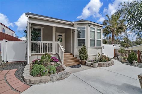 Loomis, CA Real Estate - Loomis Homes for Sale | realtor.com®