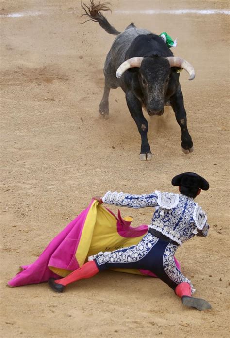 Espectáculo toreros enanos prohibido en España se presenta Francia