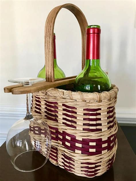 Double Wine Basket With Glass Holder And Glasses Winetbasket With Images Wine Picnic