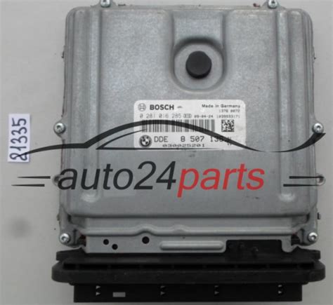 les pièces automobiles CALCULATEUR MOTEUR BMW E90 BOSCH 0 281 016 285