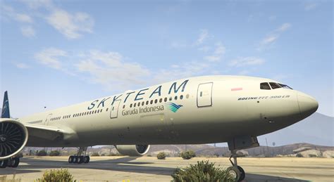 Garuda Indonesia Skyteam Livery Boeing Er Pk Gii Off