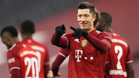 Weltfußballer des Jahres Robert Lewandowski ist erneut Weltfußballer