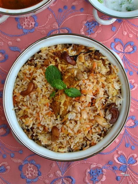 Hyderabadi Kacchi Chicken Dum Biryani Recipe - Yummy Food