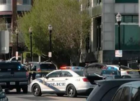 Hombre Abre Fuego En Banco De Louisville Kentucky Mueren Personas Y