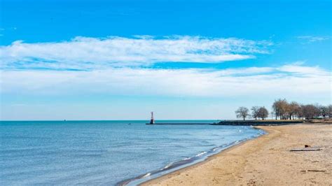 10 Best Beaches To Visit In Chicago Desifieds