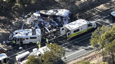 Serious Multi Vehicle Crash On The Bruce Highway At Clairview Townsville Bulletin