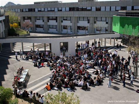 Lyc E Fourcade France News Collections