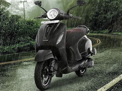 Bajaj Electric Scooter Chetak 3201 Special Edition Launched बजाज इलेक्ट्रिक स्कूटर का स्पेशल