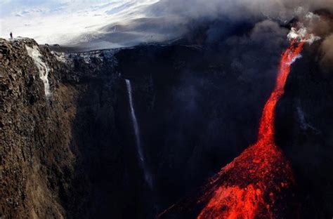 Scientists chase the volcano's fury